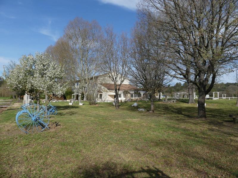 Le Domaine Des Sources image