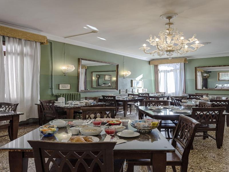 Hotel  Guerrato image
