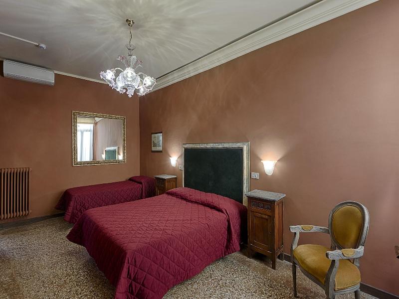 Hotel  Guerrato image