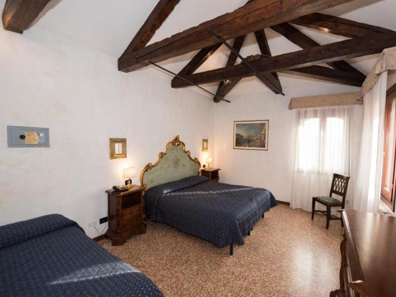 Hotel  Guerrato image