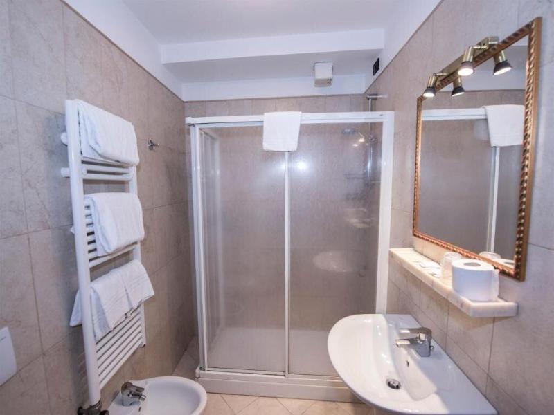 Hotel  Guerrato image