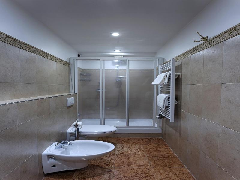 Hotel  Guerrato image