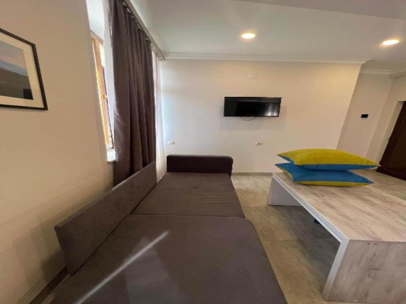 Hotel Menua image