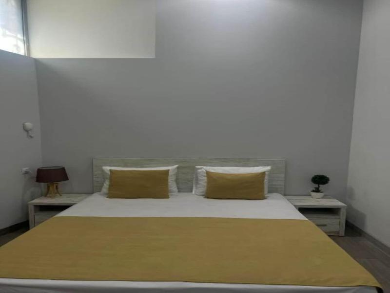 Hotel Menua image