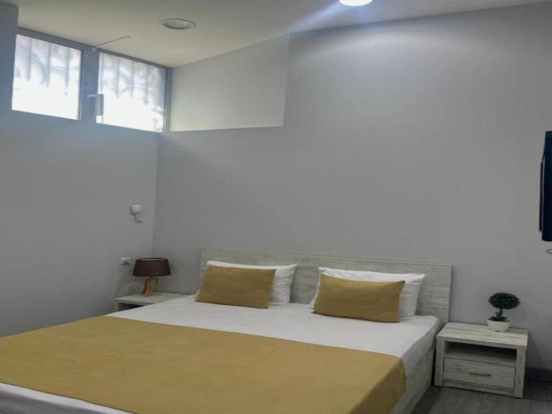 Hotel Menua image