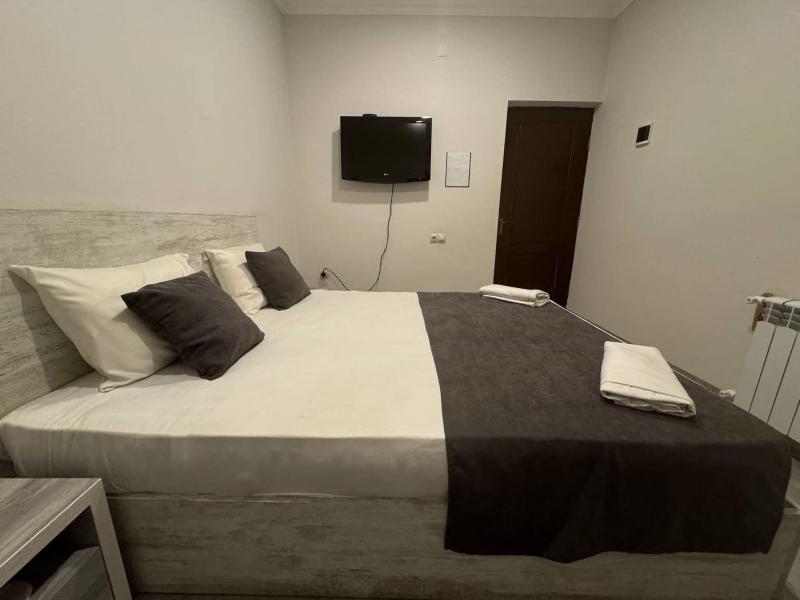 Hotel Menua image