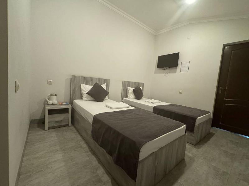 Hotel Menua image