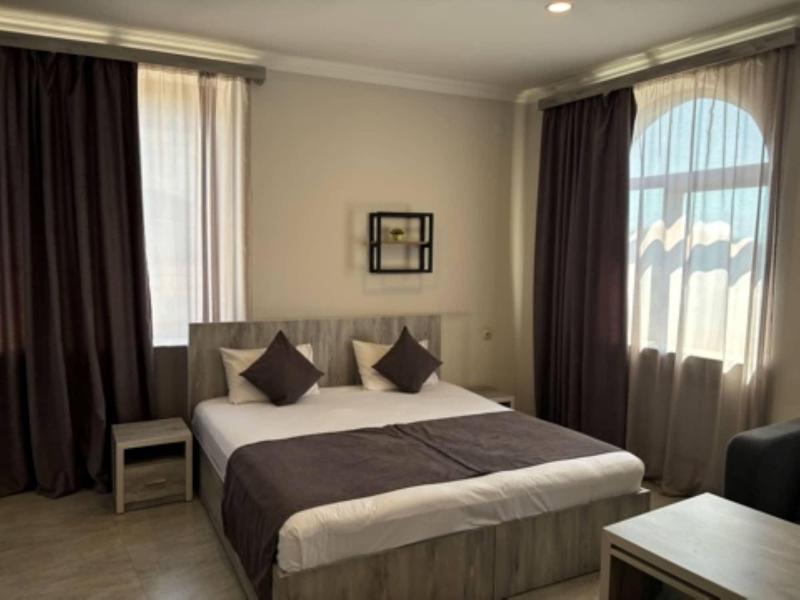 Hotel Menua image