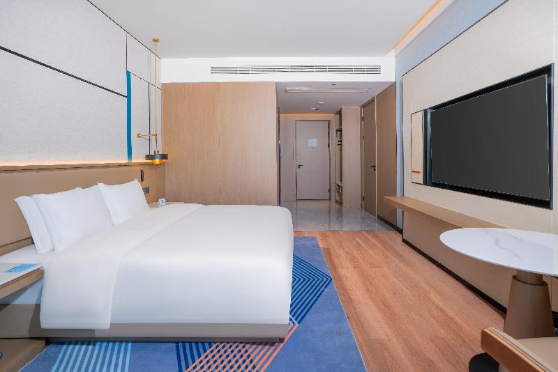Holiday Inn Express Yueyang Pingjiang, an IHG Ht image