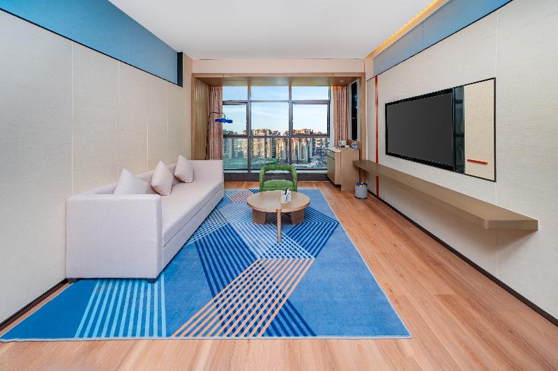 Holiday Inn Express Yueyang Pingjiang, an IHG Ht image