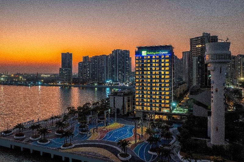 Holiday Inn Express Zhanjiang Coast