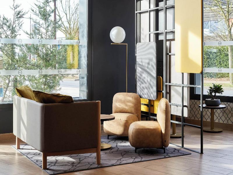 B&b Hotel Bois D'arcy Saint Quentin En Yvelines image