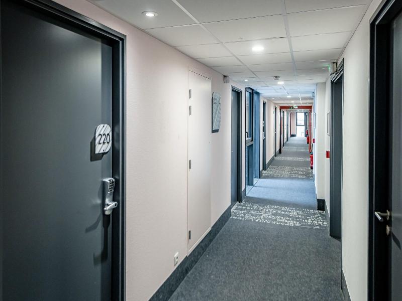 B&b Hotel Bois D'arcy Saint Quentin En Yvelines image