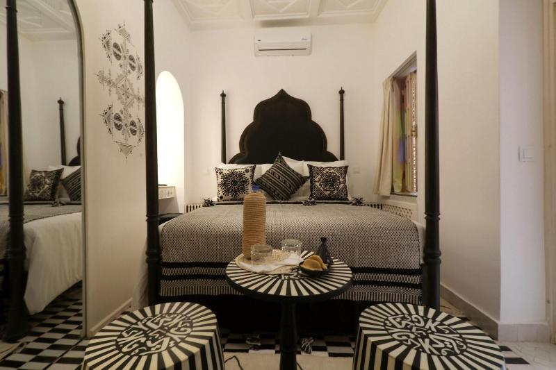 Riad Wazani Square image