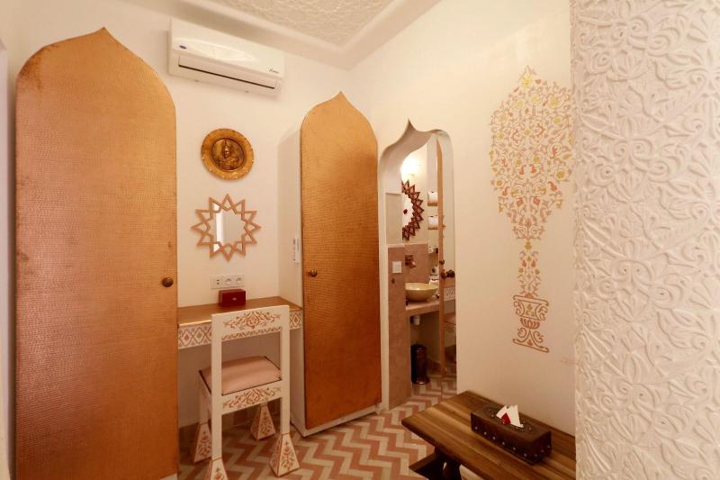 Riad Wazani Square image