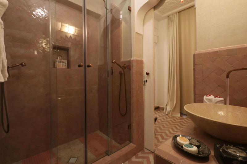 Riad Wazani Square image