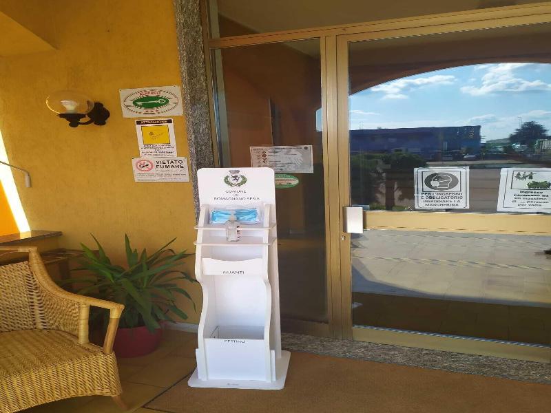Hotel Baiardo image