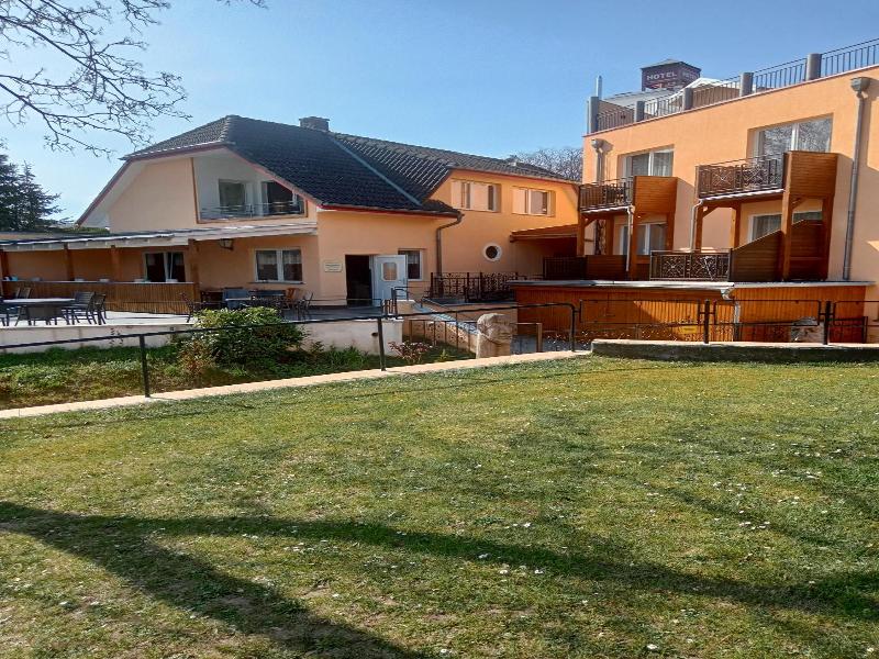 Seehotel Bad Kleinen image