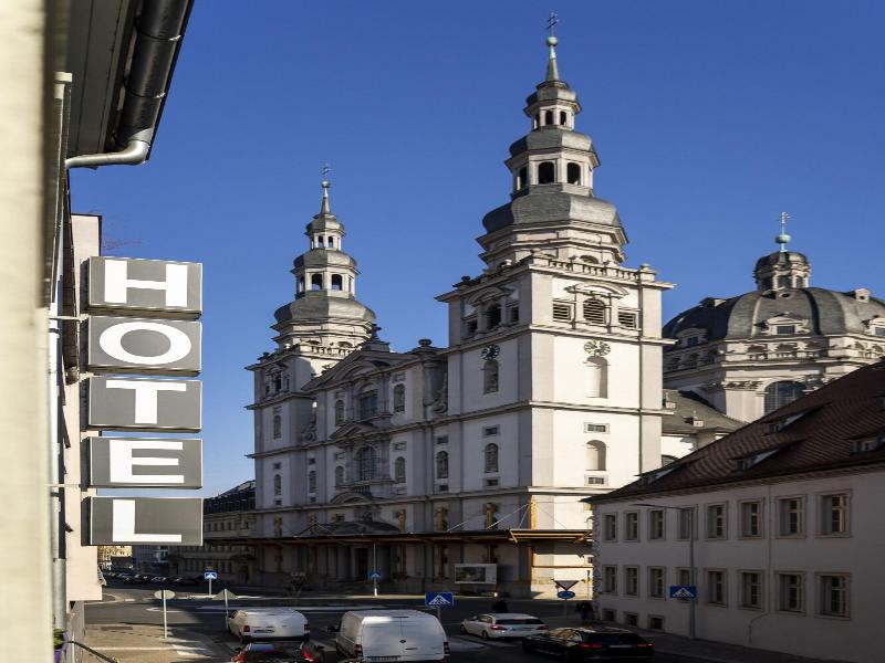 Hotel Kunterbunt image