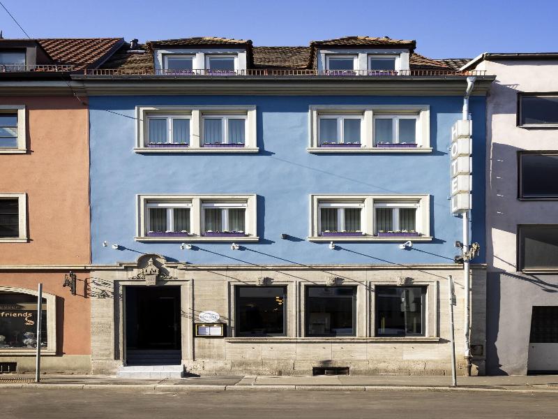 Hotel Kunterbunt image