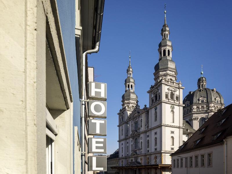 Hotel Kunterbunt image