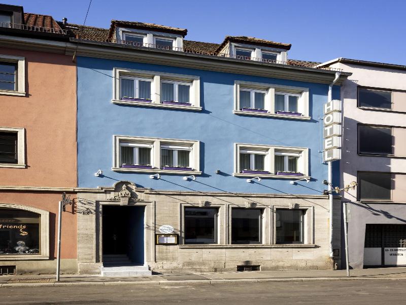 Hotel Kunterbunt image