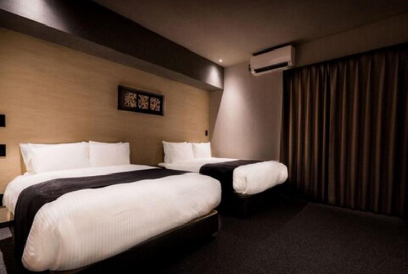 Randor Hotel Namba Osaka Suites image