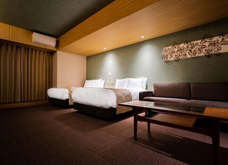 Randor Hotel Namba Osaka Suites image