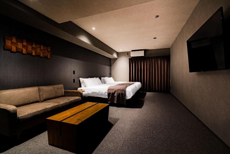 Randor Hotel Namba Osaka Suites image