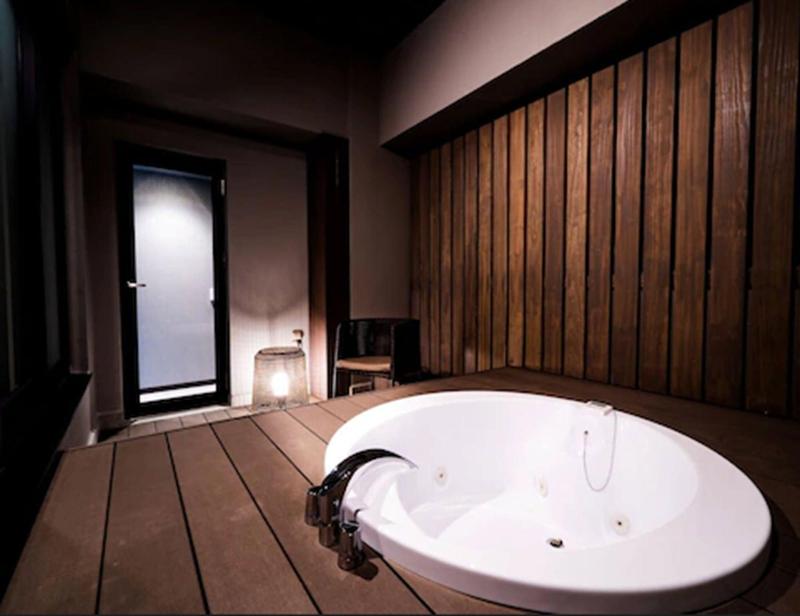 Randor Hotel Namba Osaka Suites image