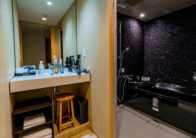 Randor Hotel Namba Osaka Suites image