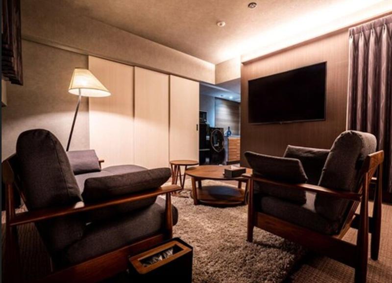 Randor Hotel Namba Osaka Suites image