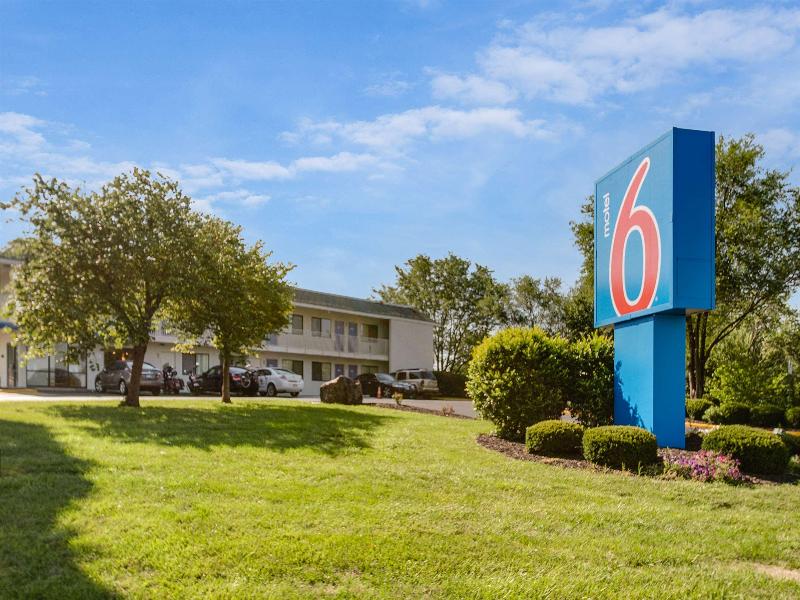 Motel 6-lenexa, Ks - Kansas City Southwest image