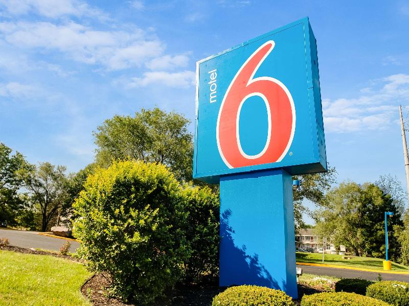 Motel 6-lenexa, Ks - Kansas City Southwest image
