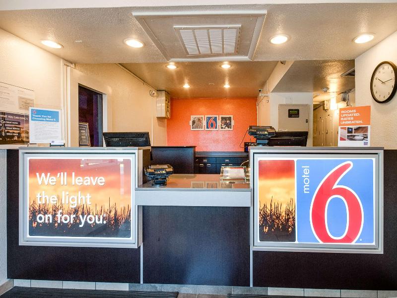 Motel 6-lenexa, Ks - Kansas City Southwest image