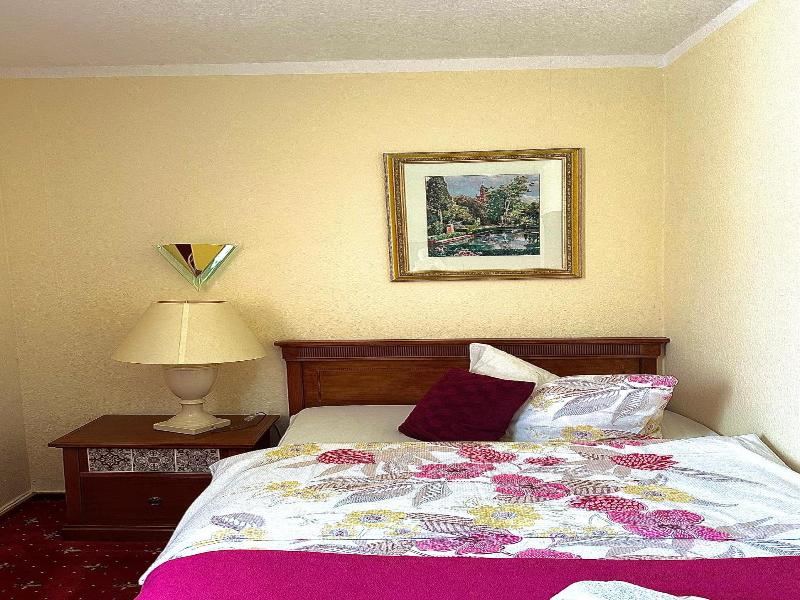 Parkhotel Sonne image
