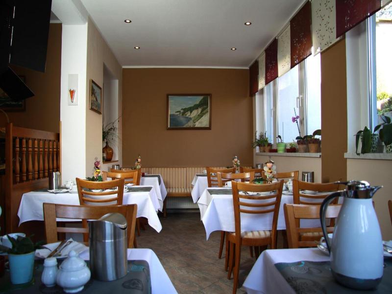 Hotel Zum Hafen image