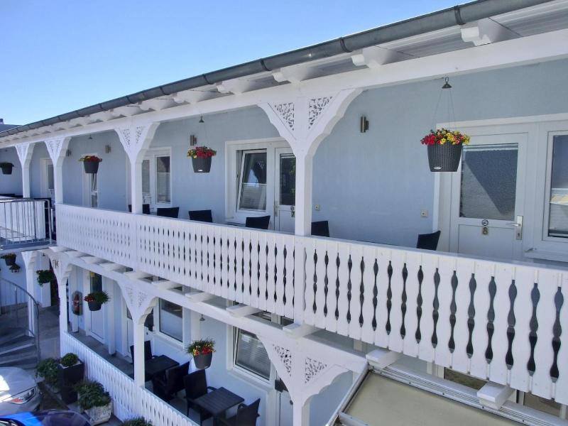 Hotel Zum Hafen image