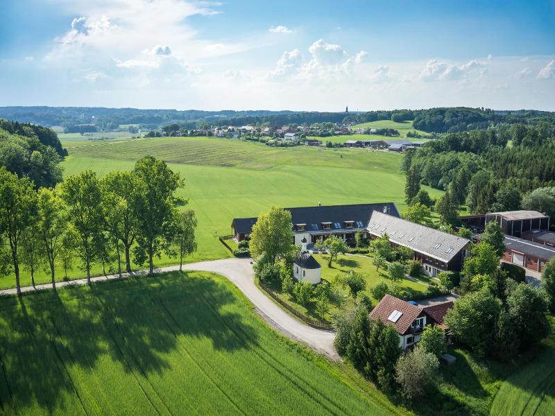 Hofgut Algertshausen image