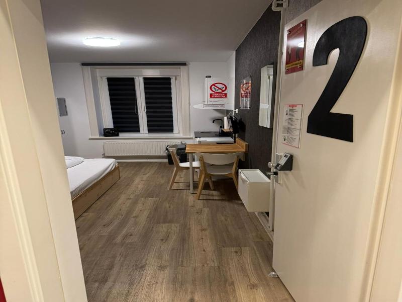 Room Pauli image