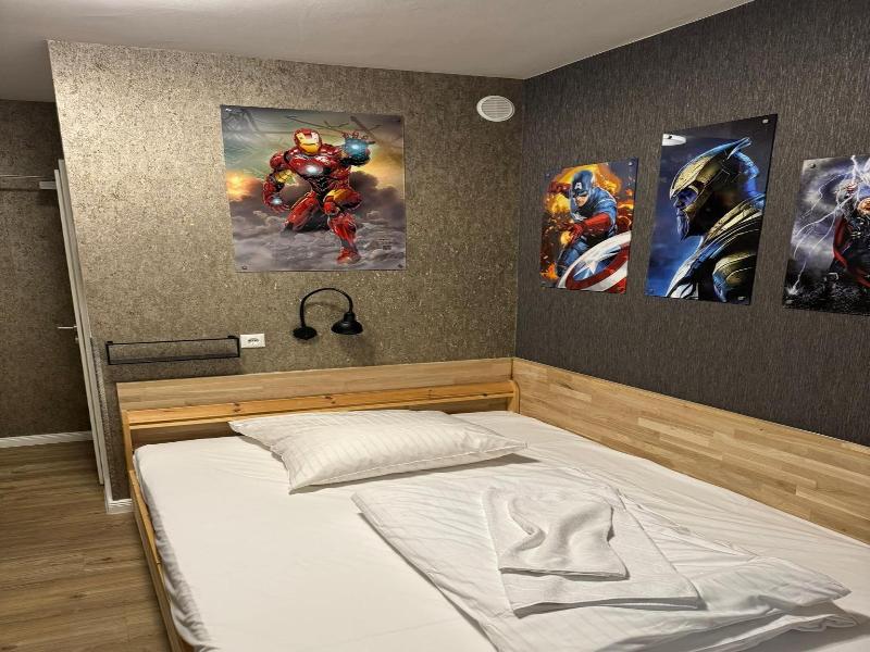 Room Pauli image