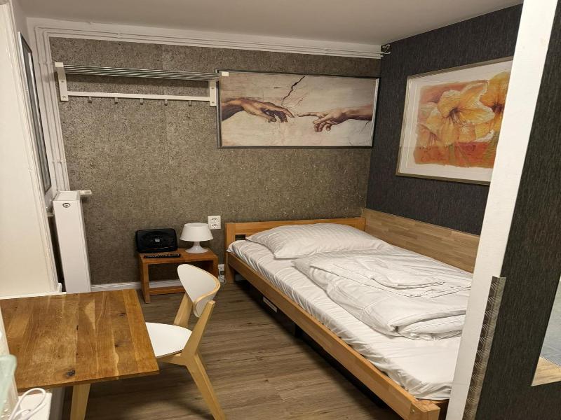 Room Pauli image