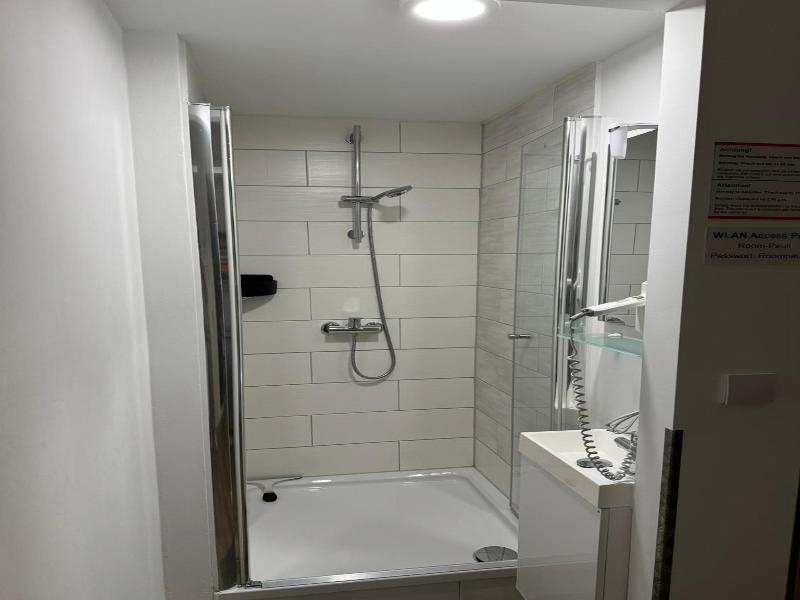 Room Pauli image