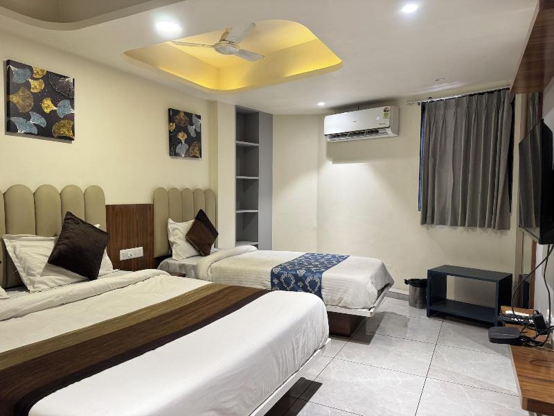 Hotel Pratham Inn image