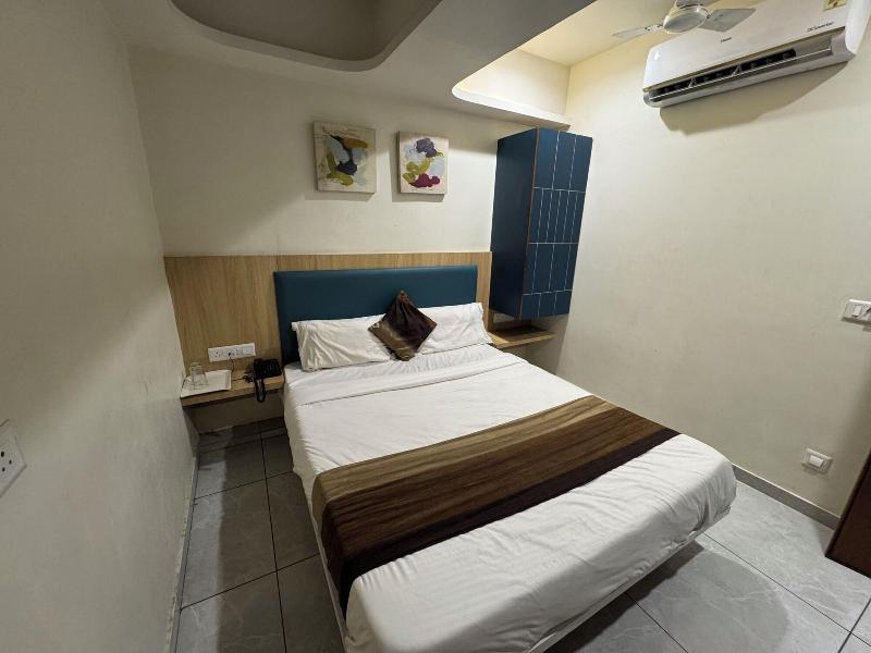 Hotel Pratham Inn image