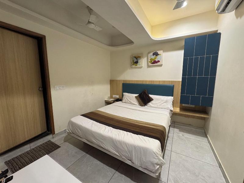 Hotel Pratham Inn image