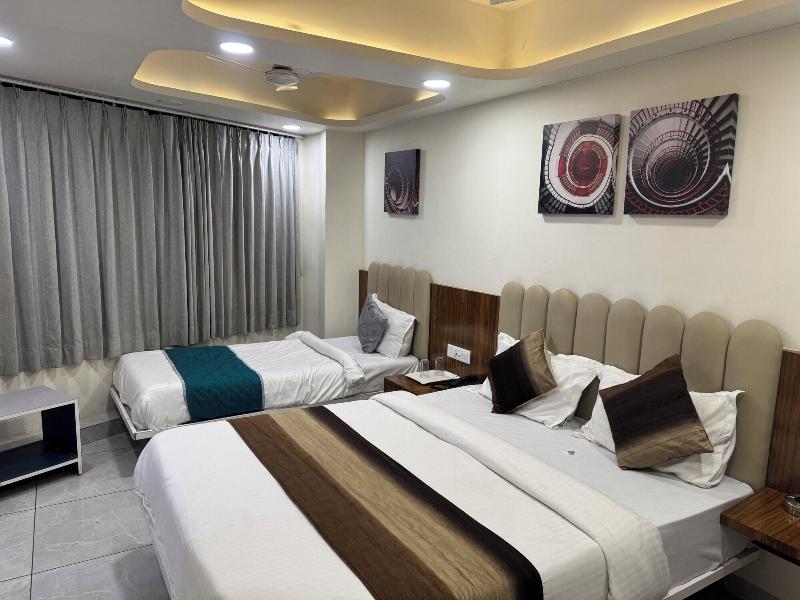 Hotel Pratham Inn image
