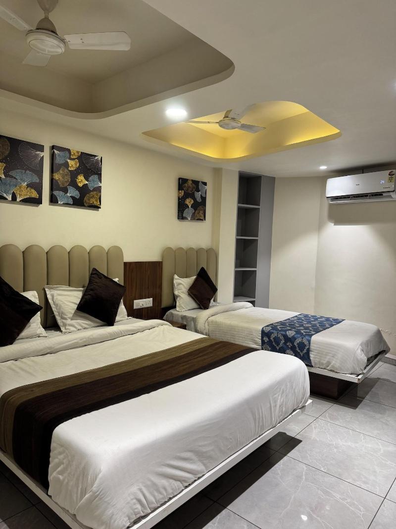 Hotel Pratham Inn image