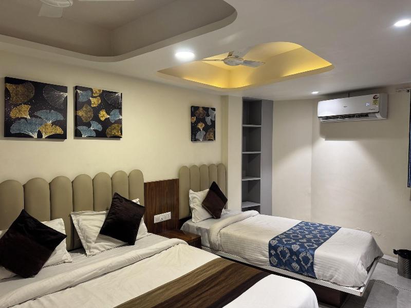 Hotel Pratham Inn image