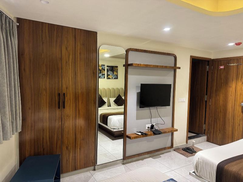 Hotel Pratham Inn image